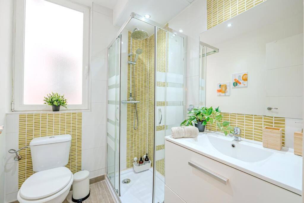 Terraza & Confort En Ubicacion Inmejorable! 马德里 外观 照片